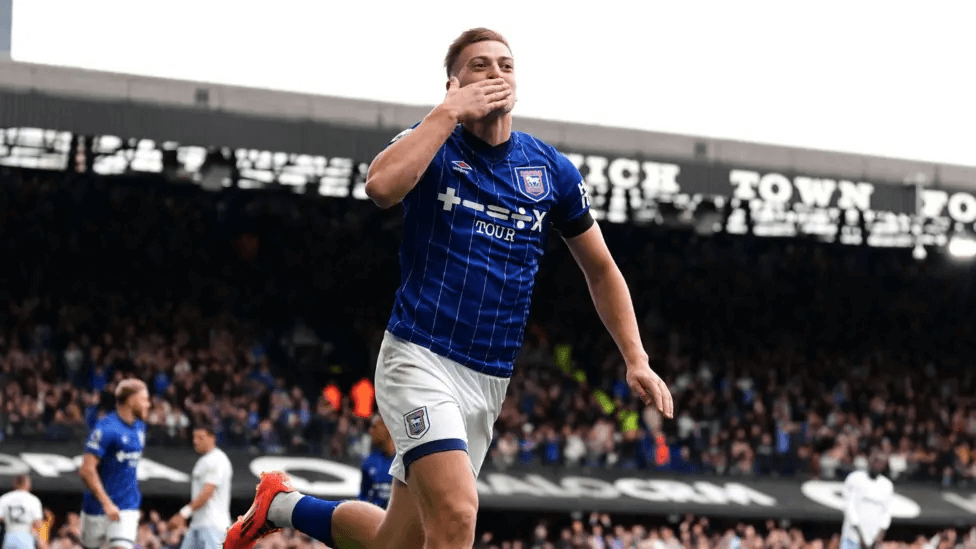 Chelsea, Man City bolster squads for Club World Cup