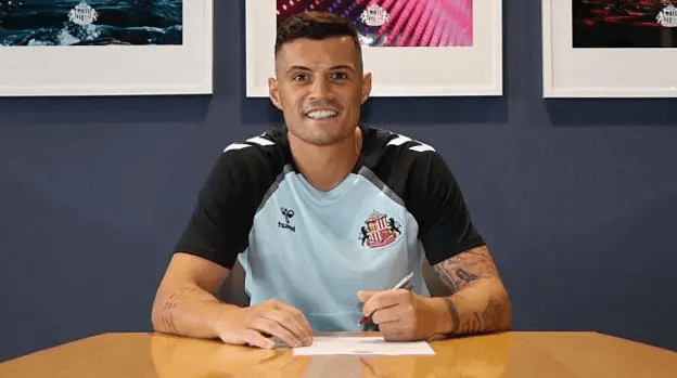 Xhaka Joins Sunderland from Leverkusen