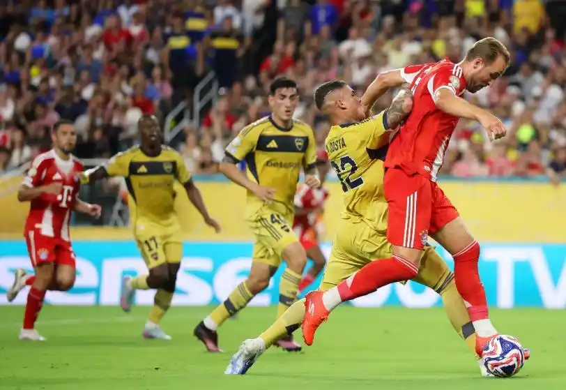 Olise's Late Strike Sends Bayern into Club World Cup Knockouts