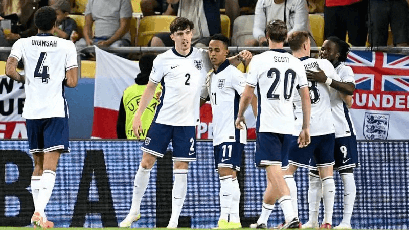 Elliott Fires England U21s to Euro Opener Win