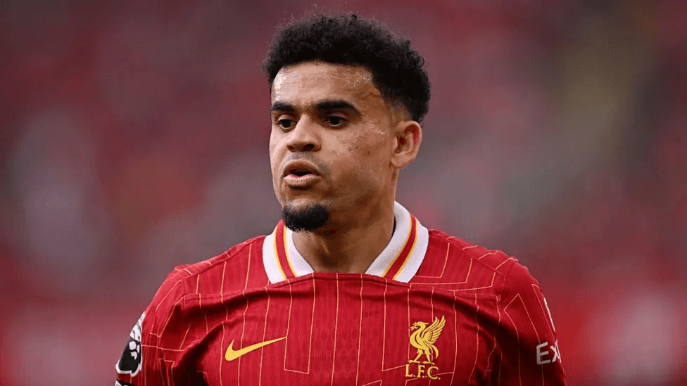 Liverpool Hold Out for £87m as Bayern Target Diaz